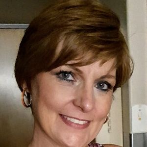 Meet your Posher, Deana